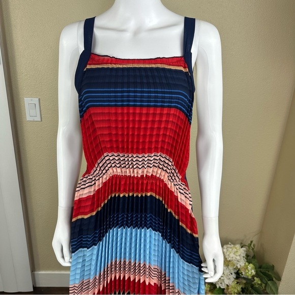 Gracia Dress Sz S Pleated Colorblock Maxi NWT - Picture 6 of 17